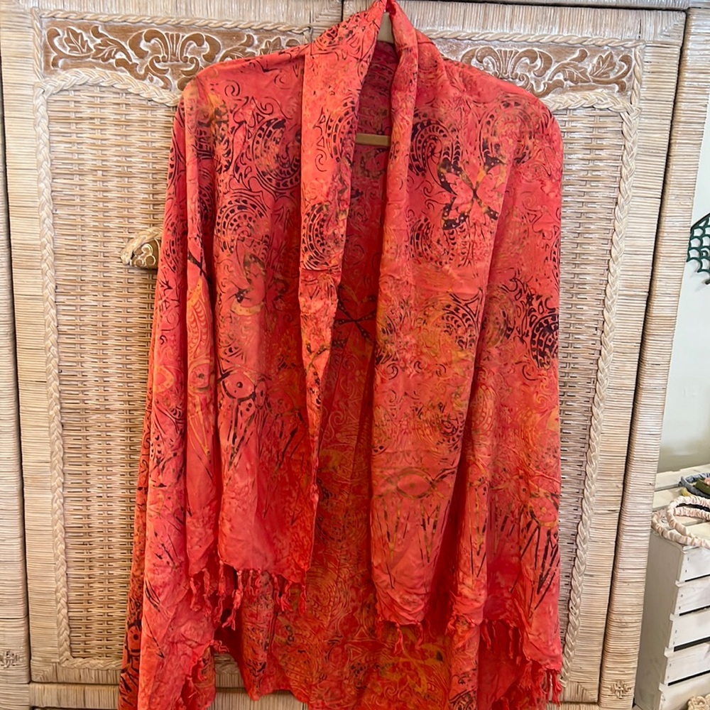 Beautiful wrap with fringed edge